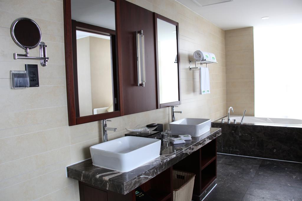 Wuxi America'S Best Jinting International Hotel Exterior photo